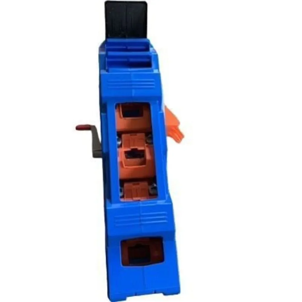 Hot Wheels Mega Garage Play Set